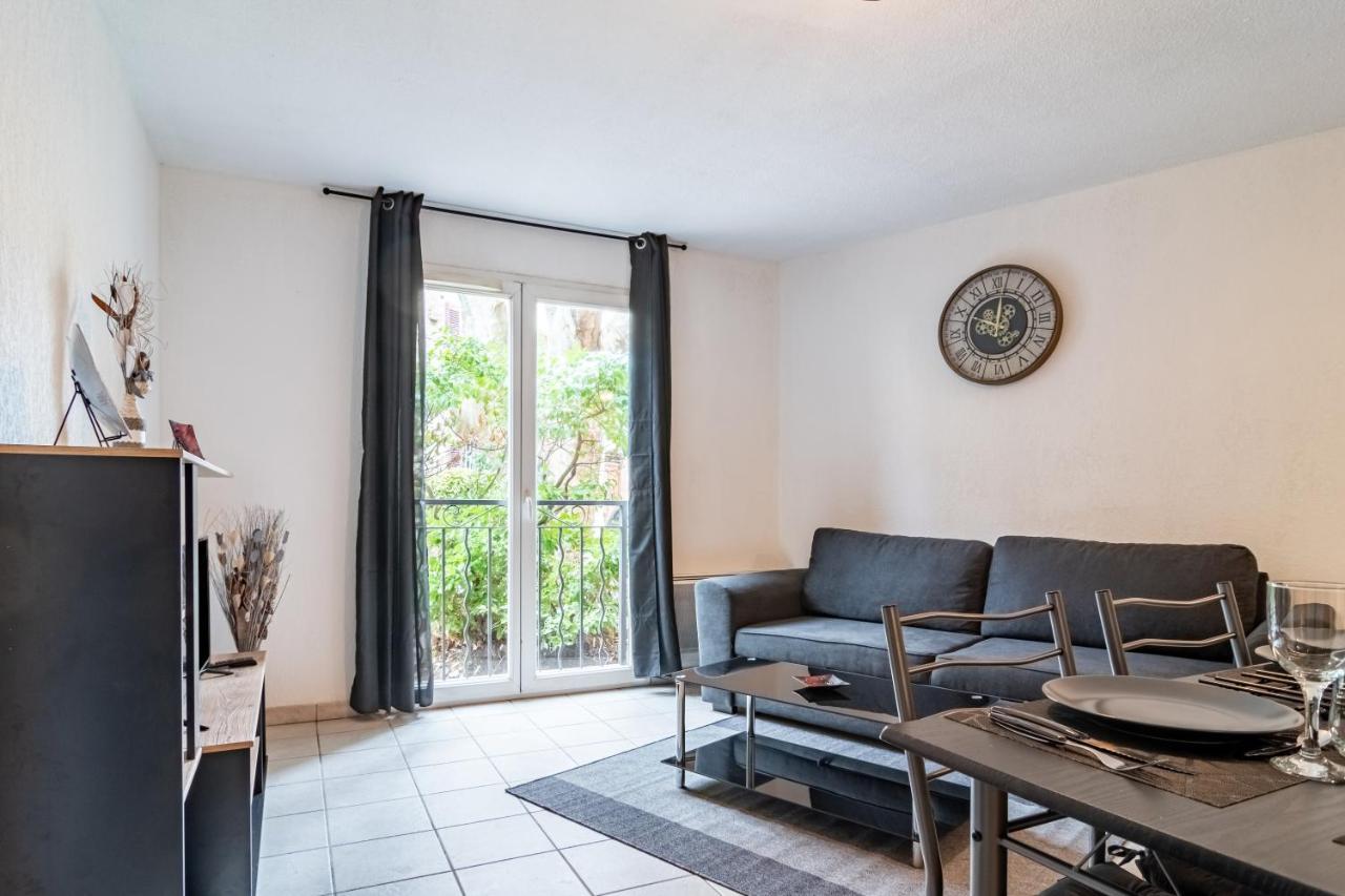 Le Laury Apartment Льо Люк Екстериор снимка
